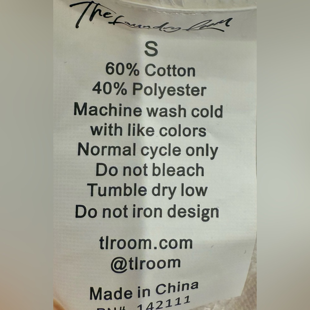 THE LAUNDRY ROOM Diet Coke Pink Bow Oversized Sweatshirt White Size Small - Picture 8 of 10